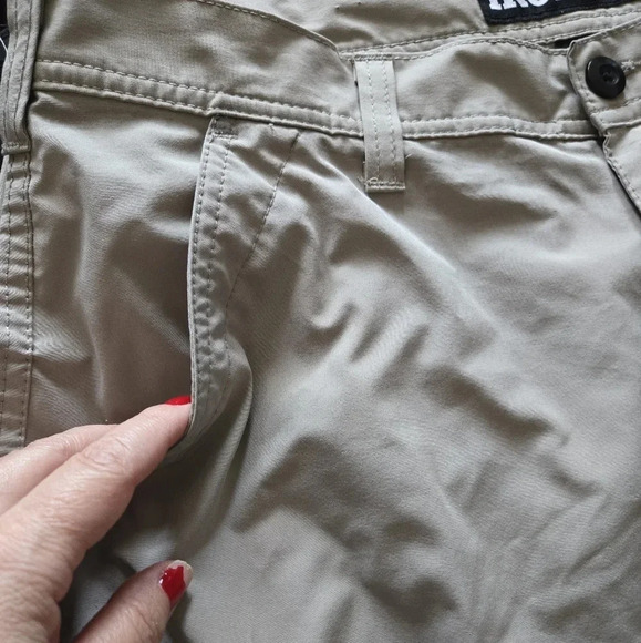 Iron Clothing Men's Hybrid Cargo Shorts 2 Black & 2 Beige Khaki Sz 34 - Picture 11 of 11
